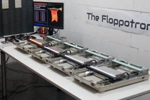 Floppotron 3.0: музыкальный инструмент из 512 FDD