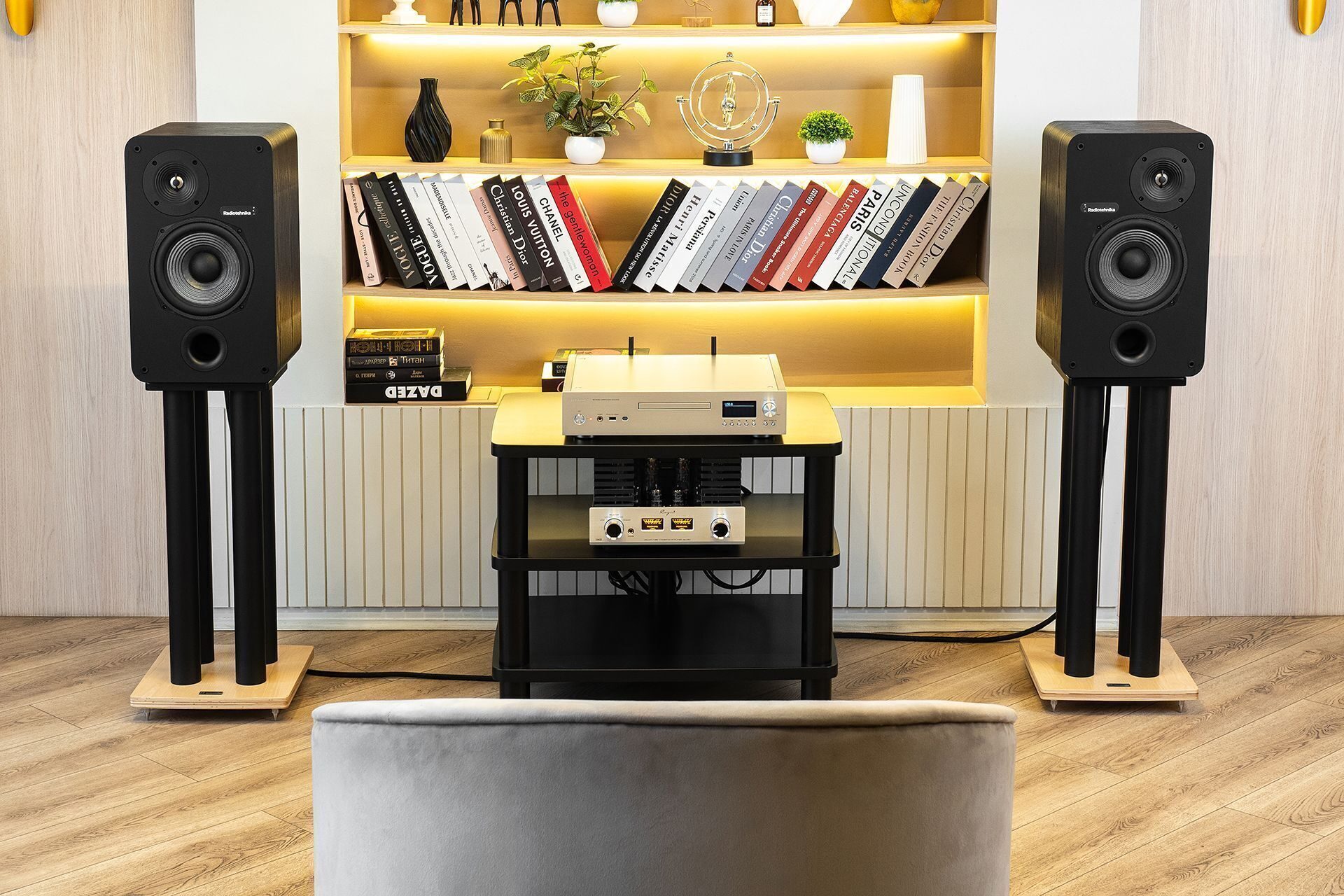 Тест полочной акустики Radiotehnika Sigma 1.01: рок-н-ролл жив! • Stereo.ru