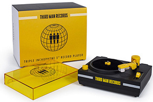 Third Man Records выпустит бокс-сет из 3-дюймовых пластинок White Stripes и мини-проигрывателя Inchophone