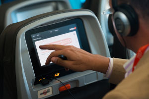 В самолетах United Airlines теперь можно подключить наушники по Bluetooth