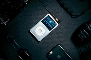 Что было на первом iPod: двадцать альбомов, которые выбрал Стив Джобс в 2001 году