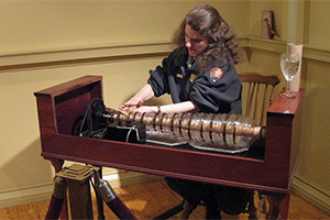 Необычные музыкальные инструменты, которые нужно знать: окарина, панфлейта, сопилка и стеклянная гармоника