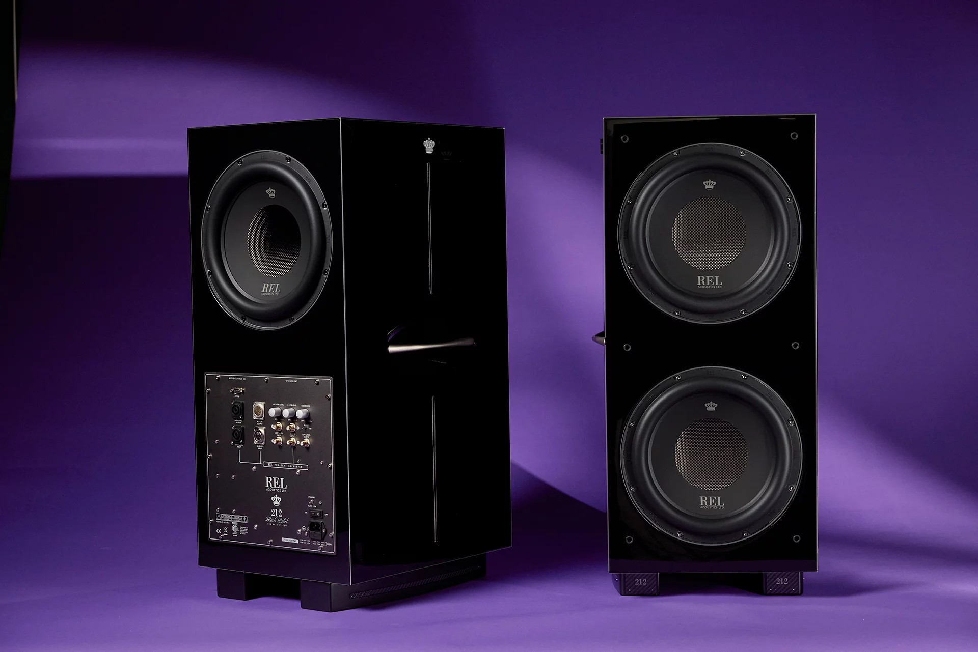 Что делает сабвуфер REL 212 Black Label таким особенным? Обзор FutureAudiophile.com