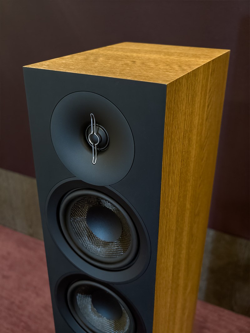 Elac Debut F5.3. Изящные малыши с большими возможностями | Обзор Soundex.ru