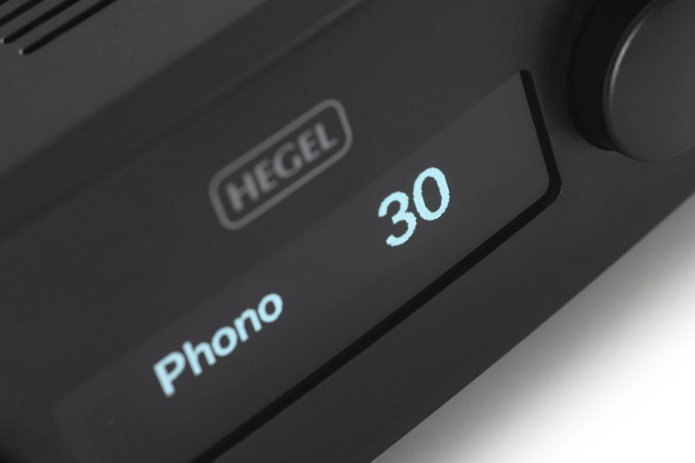 Интегральный усилитель Hegel H190v стоит своих денег! Обзор портала SoundStage Hi-Fi