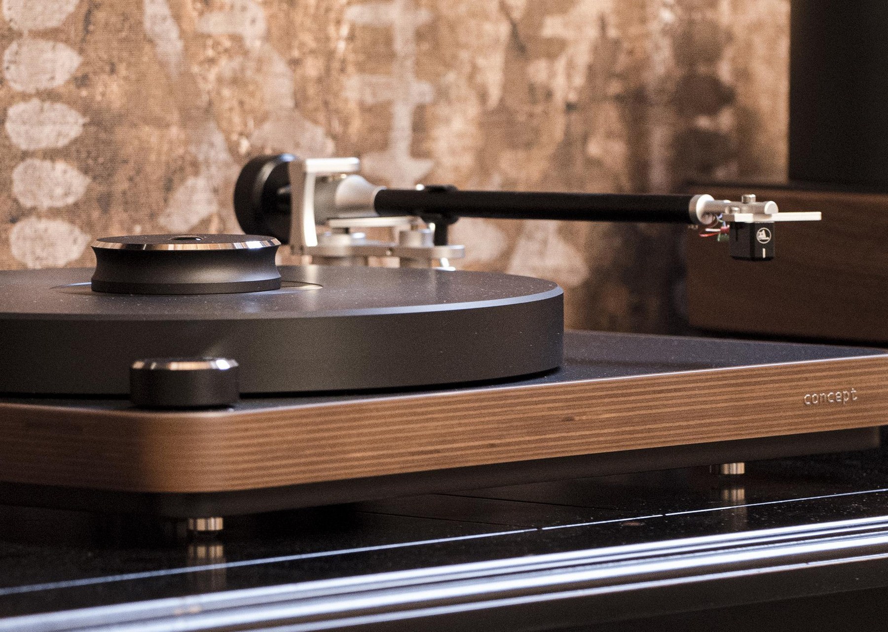 Лучшие виниловые проигрыватели 2026