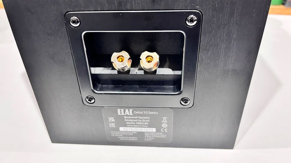 Обзор ELAC Debut 3.0 DB53 / whathifi.com