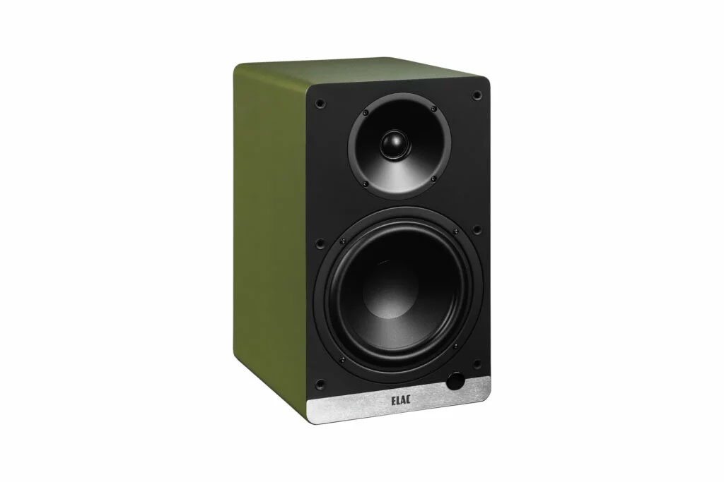 Обзор активных полочных акустических систем ELAC Debut ConneX DCB61 | FutureAudiophile.com