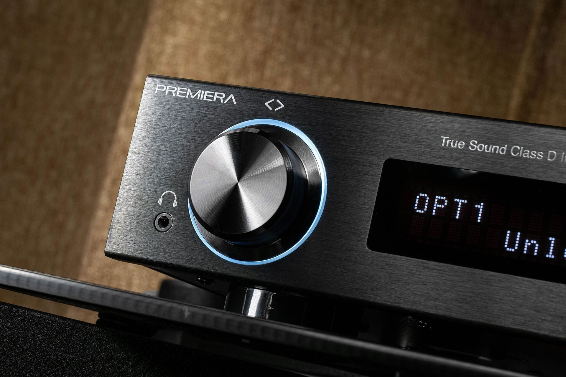 Тест интегрального усилителя Premiera D2S: как улучшать цифровые усилители • Stereo.ru