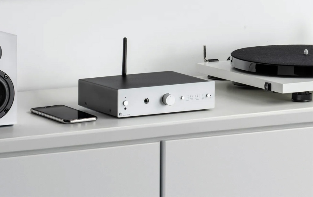 Pro-Ject Colourful Audio System E в новых цветах уже в продаже