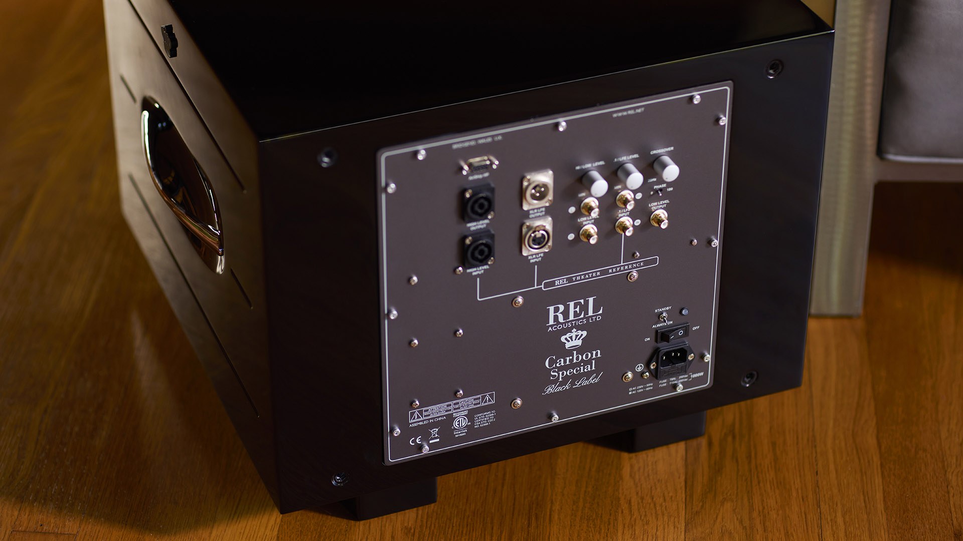 Сабвуфер REL Carbon Special BL позволяет музыке «дышать» | Обзор портала Hi-Fi+