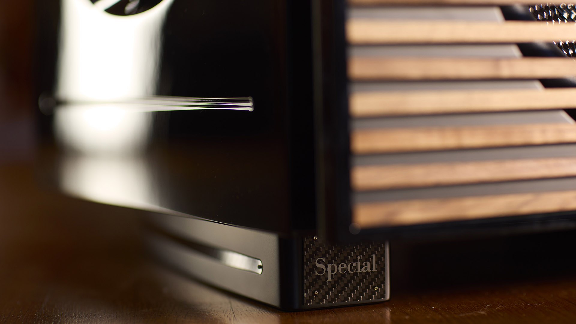 Сабвуфер REL Carbon Special BL позволяет музыке «дышать» | Обзор портала Hi-Fi+