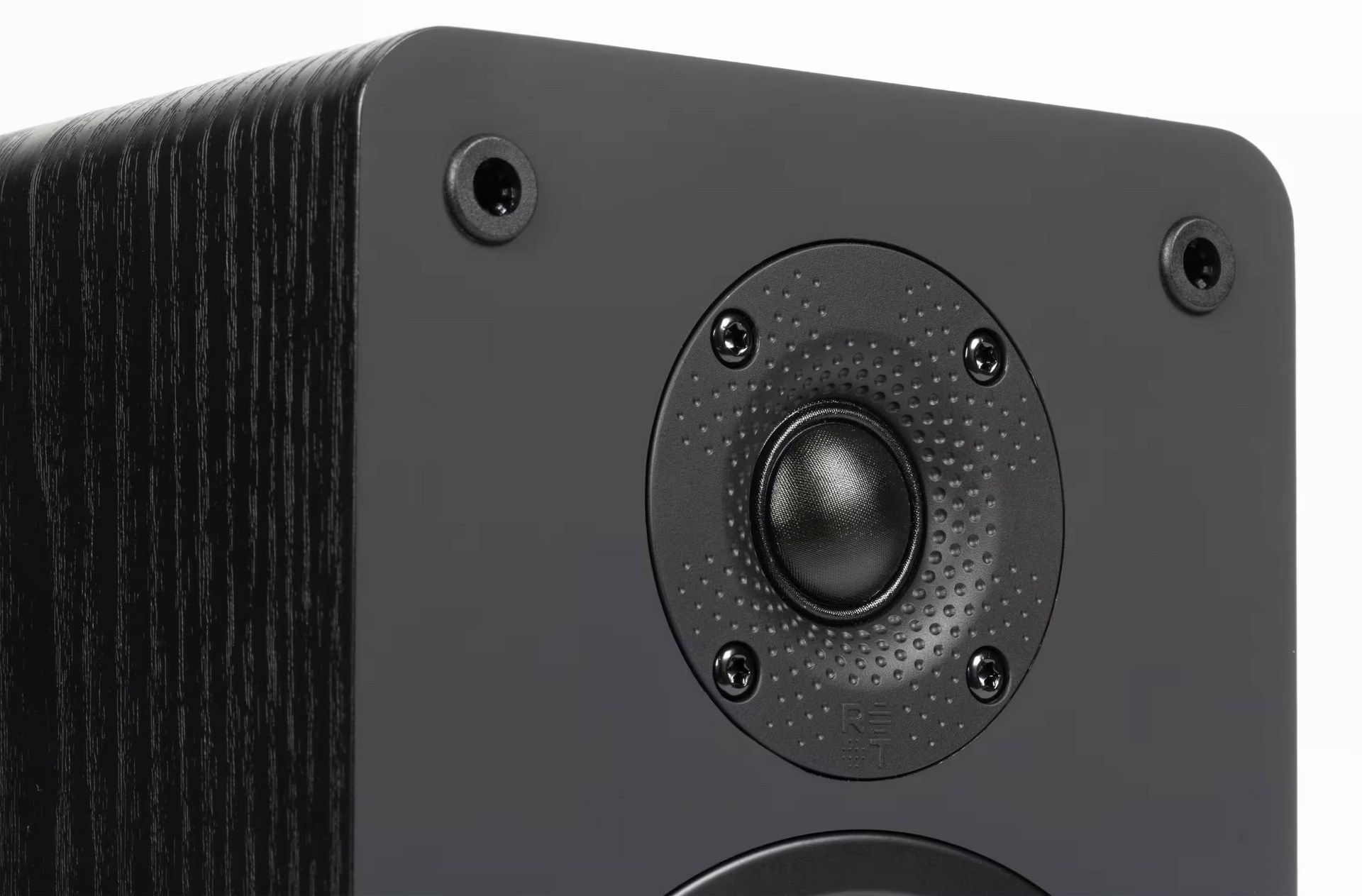 Обзор активной полочной акустики Radiotehnika S-10NA и сабвуфера Alfa 1.05 / ixbt.com