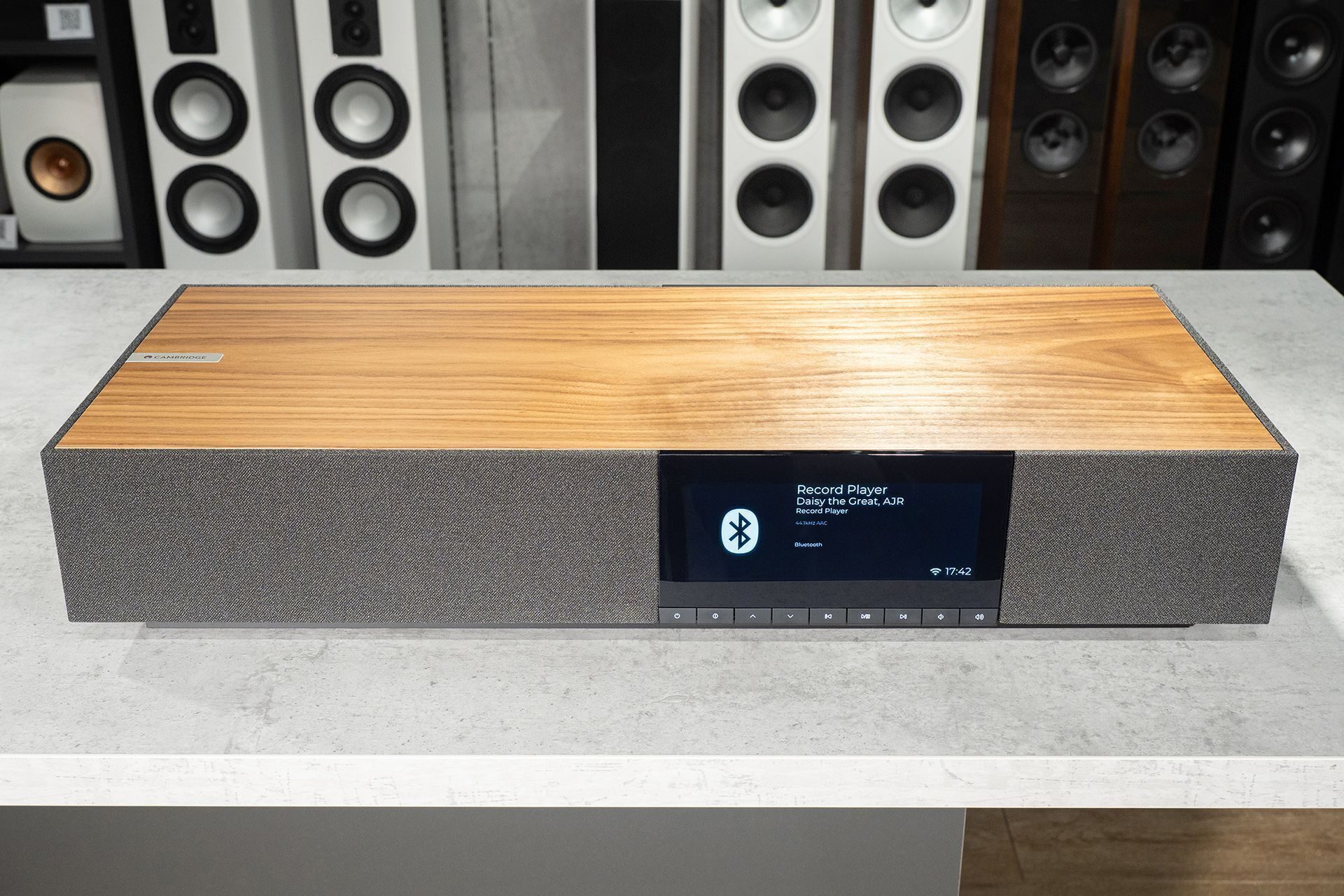Тест Cambridge Audio Evo One: плотность звука на квадратный сантиметр • Stereo.ru