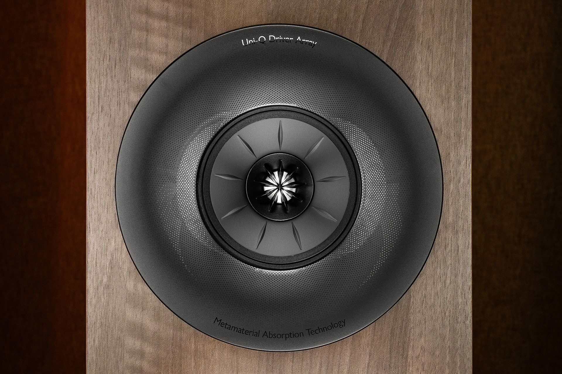 Тест напольной акустики KEF Q11 Meta: космические технологии на страже искусства • Stereo.ru