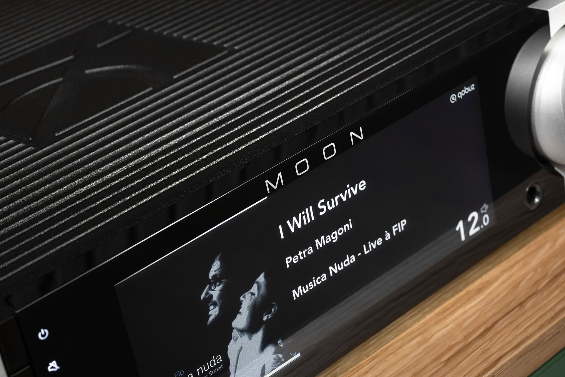 Тест Moon by Simaudio Compass Collection 371: сага о других ценностях • Stereo.ru