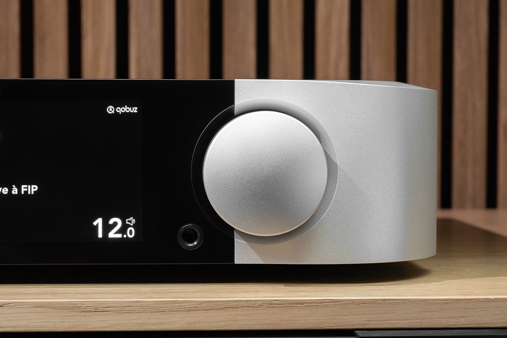 Тест Moon by Simaudio Compass Collection 371: сага о других ценностях • Stereo.ru