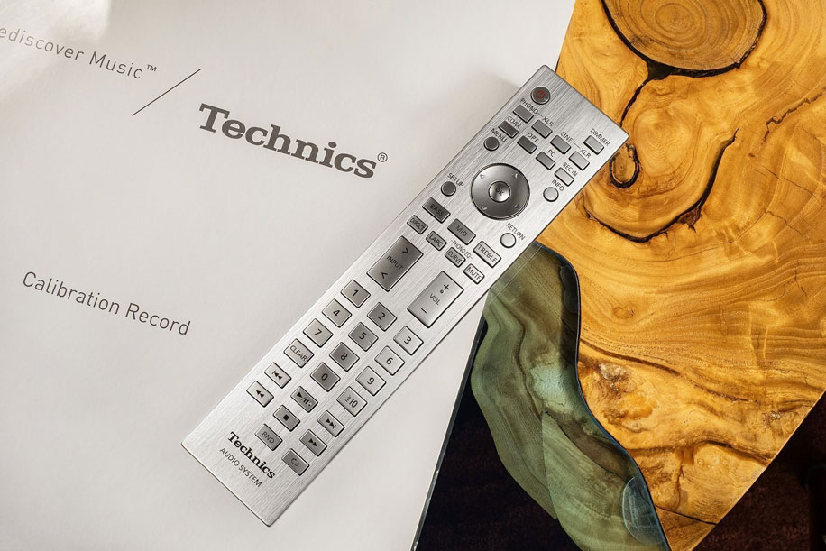 Тест усилителя Technics SU-R1000: технология невидимости на грани фантастики