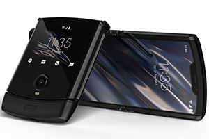 Культовый телефон Motorola Razr возвращается с новым, полностью складным экраном