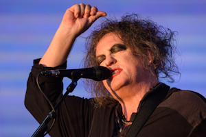 Долгожданные The Cure: первый альбом за 16 лет