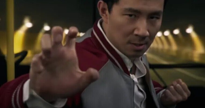 Кадр из фильма «Шан-Чи и Легенда 10 колец»