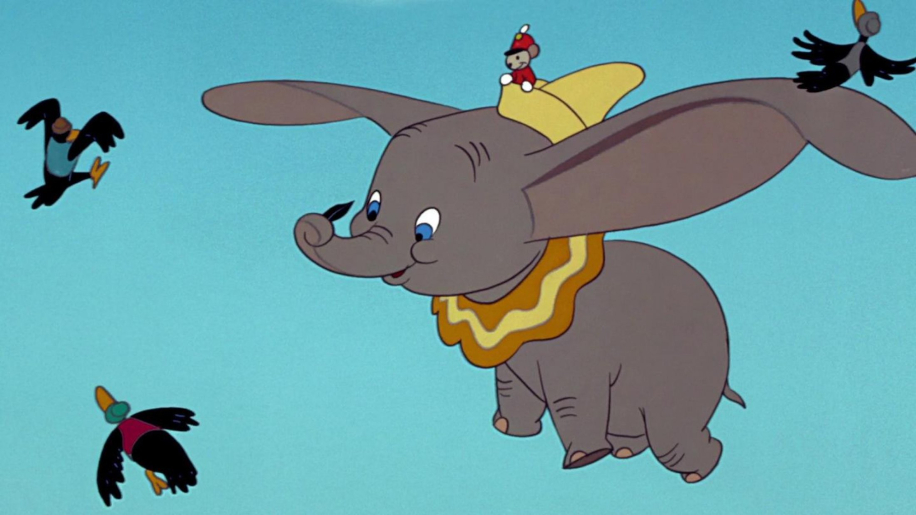 Кадр из мультфильма «Дамбо»