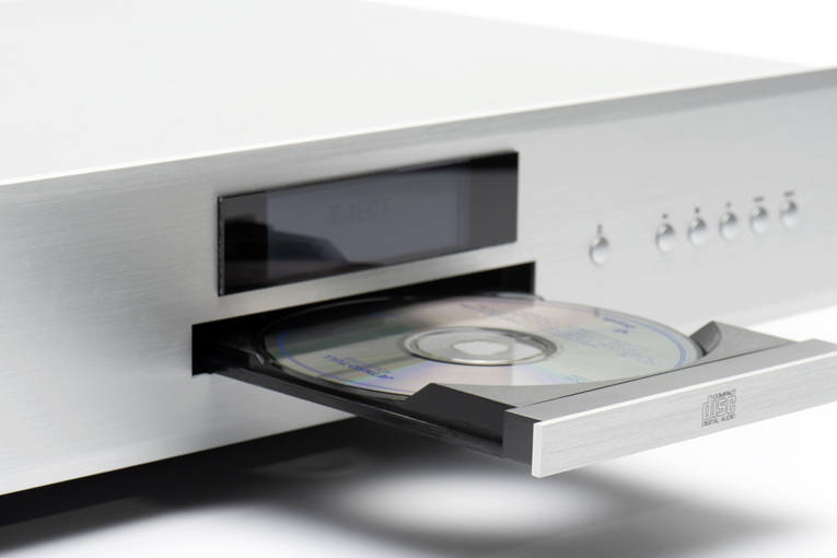 Rotel CD14MKII - образцовый CD-проигрыватель / журнал SoundStage Access
