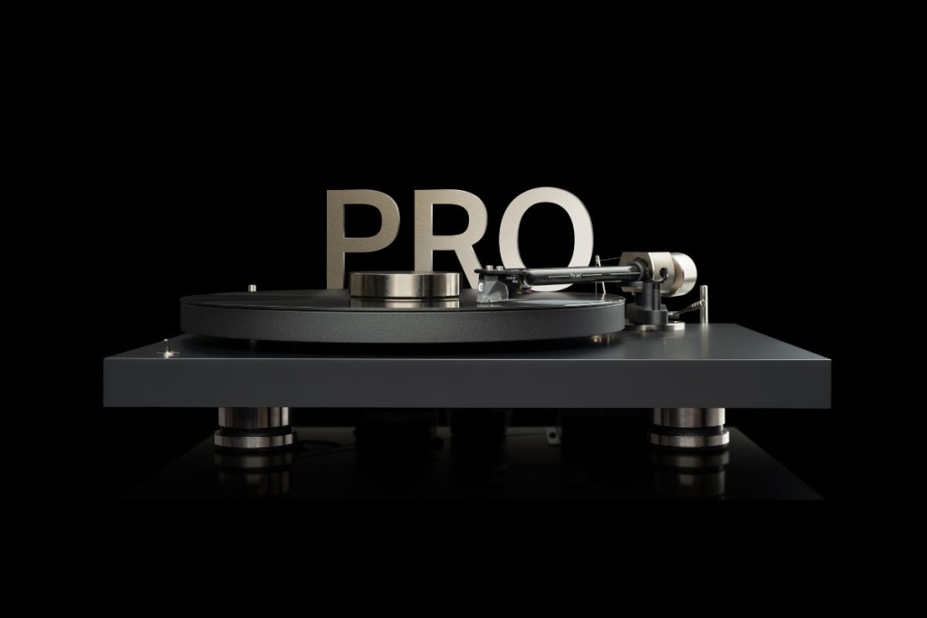 Pro-Ject Debut PRO завоевал высокие оценки портала eCoustics