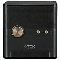 Бумбокс TDK Q35 Wireless Charging Speaker, обзор. Журнал "WHAT HI-FI?"