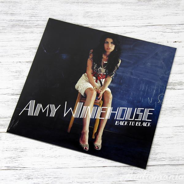 Подарочный набор  ДЛЯ ЯРКИХ ДЕВУШЕК. MIDDLE  с пластинкой Amy Winehouse - фото 2