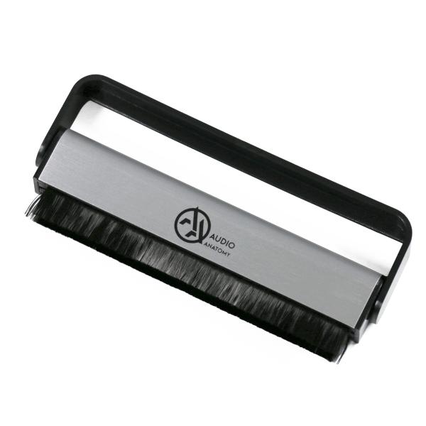 Щетка антистатическая Audio Anatomy Carbon Fibre Brush Silver