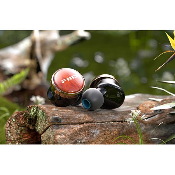 Внутриканальные наушники FiiO