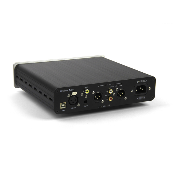 Внешний цап. Firestone Audio Tobby. Внешний ЦАП Roland XM. Firestone Tobby DAC. ЦАП выносной автомобильный