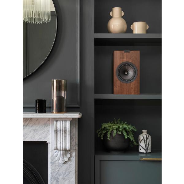 

Полочная акустика KEF, Q150 Walnut