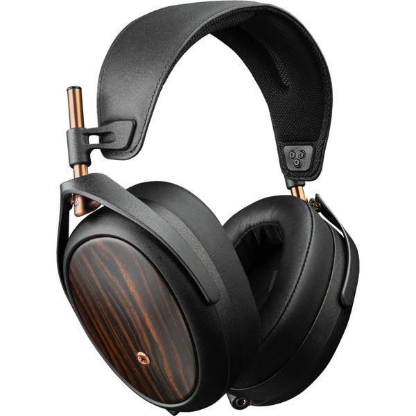 Liric Black