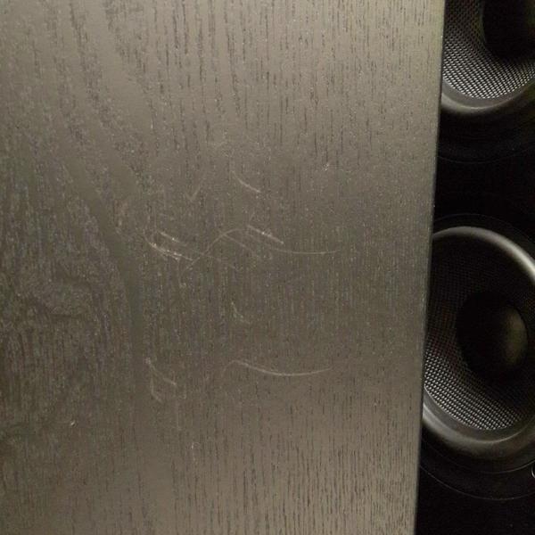 

Напольная акустика Monitor Audio, Silver 300 Black Oak (уценённый товар)