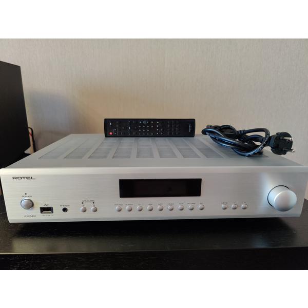Стереоусилитель Rotel A12 MKII Silver (уценённый товар)
