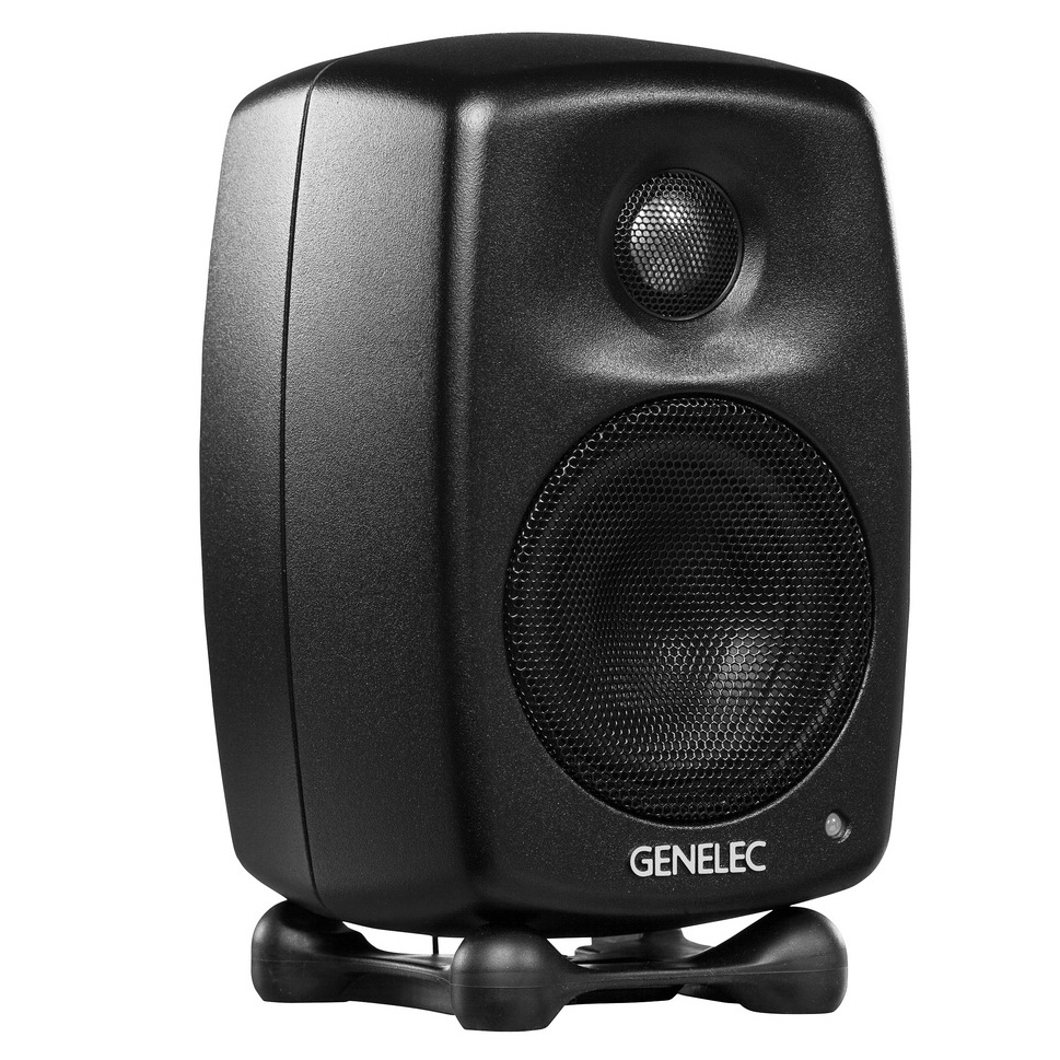 Genelec G One - активная полочная акустика | Купить в магазине Аудиомания